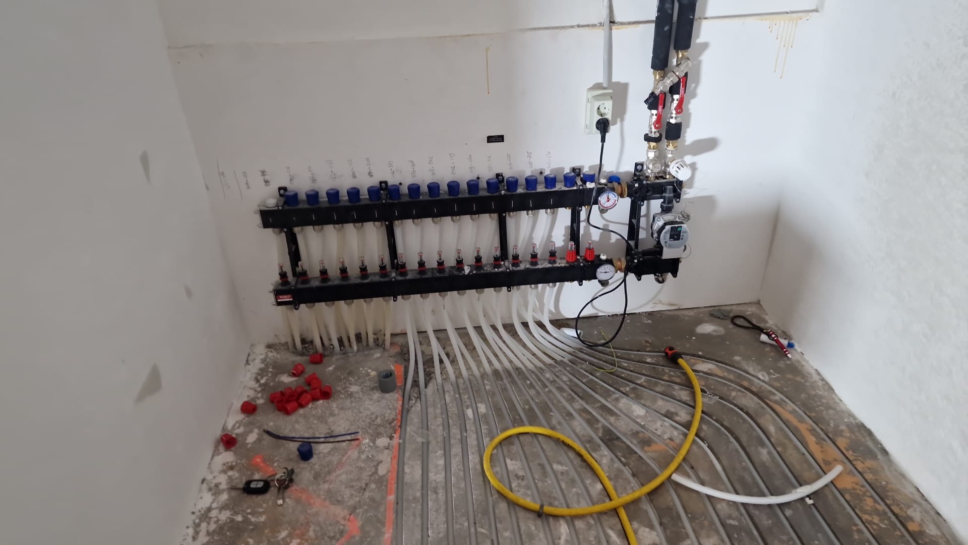 Grote verdeler installatie